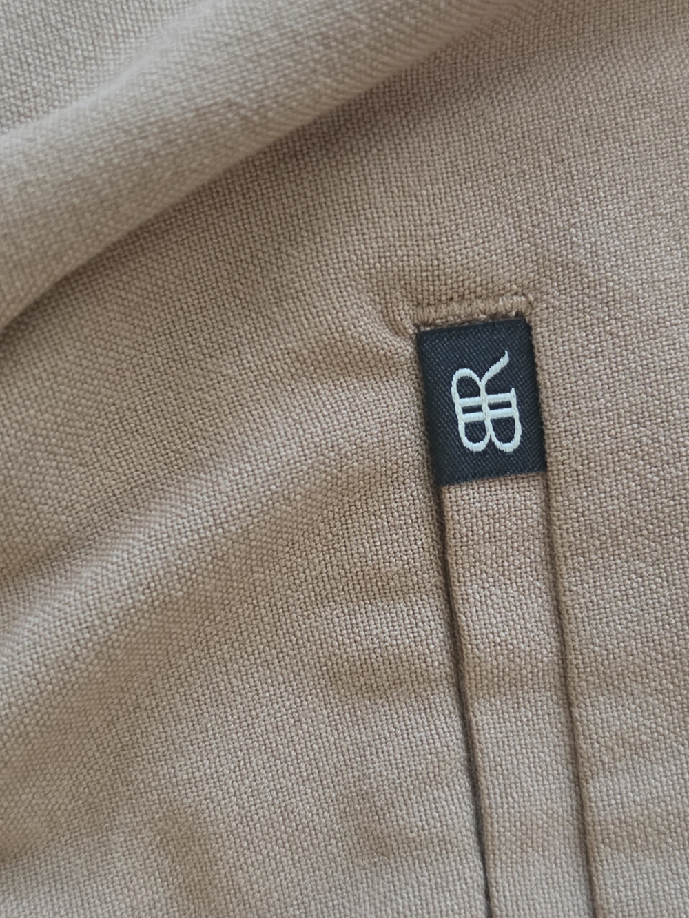 Banana Republic Women's Straight-Leg Pull-On Pants in Camel - Picture 5 of 5